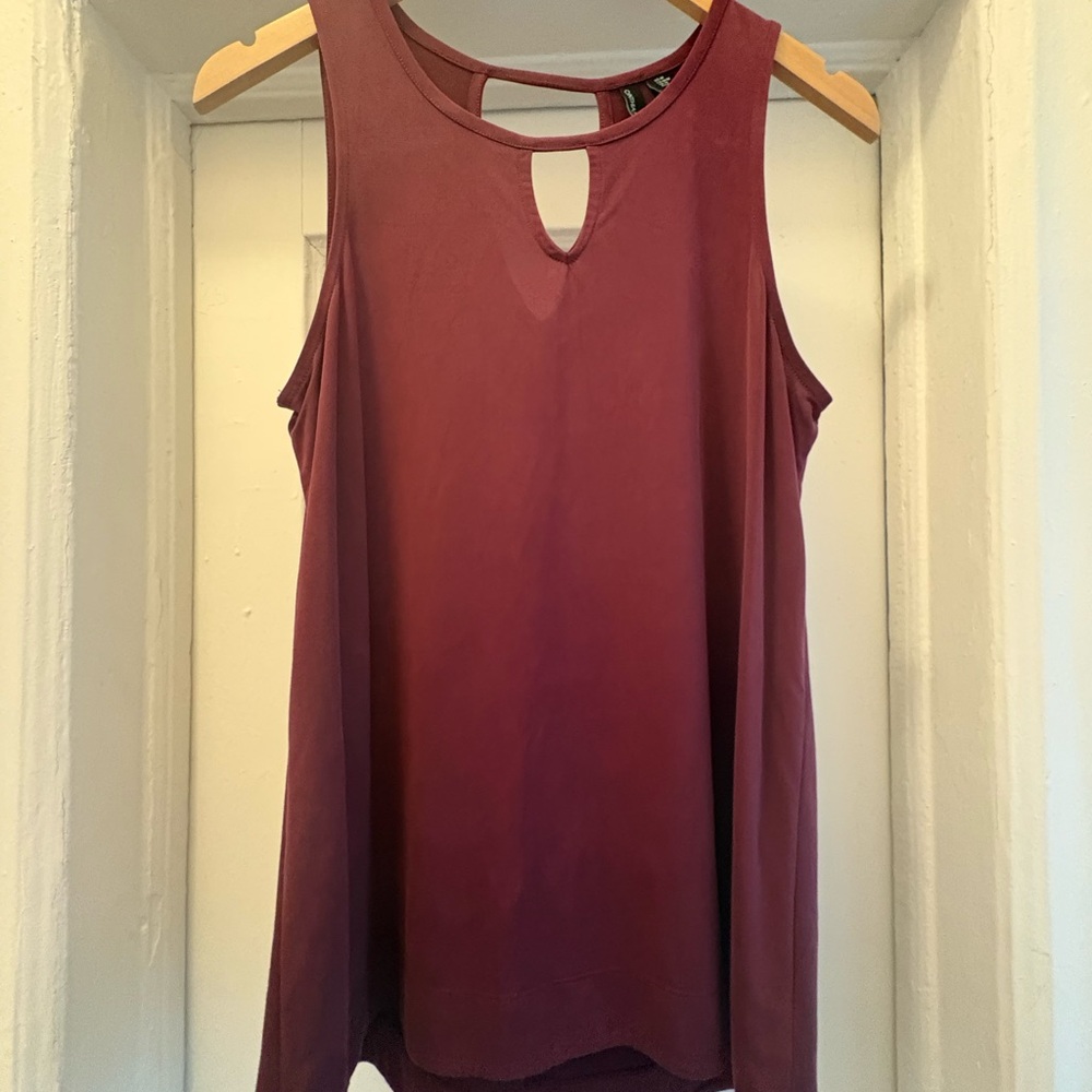 Cynthia Rowley Women's Sleeveless Keyhole Tunic Blouse - Burgundy
